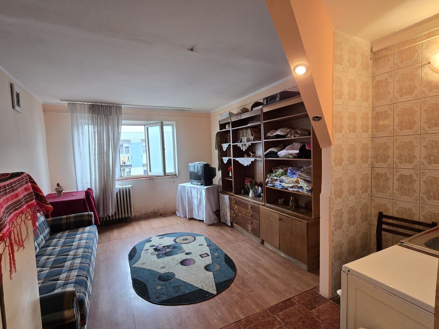 De vânzare garsonieră de buget Strada Condorilor, (uzina Aerostar). - Poză 4