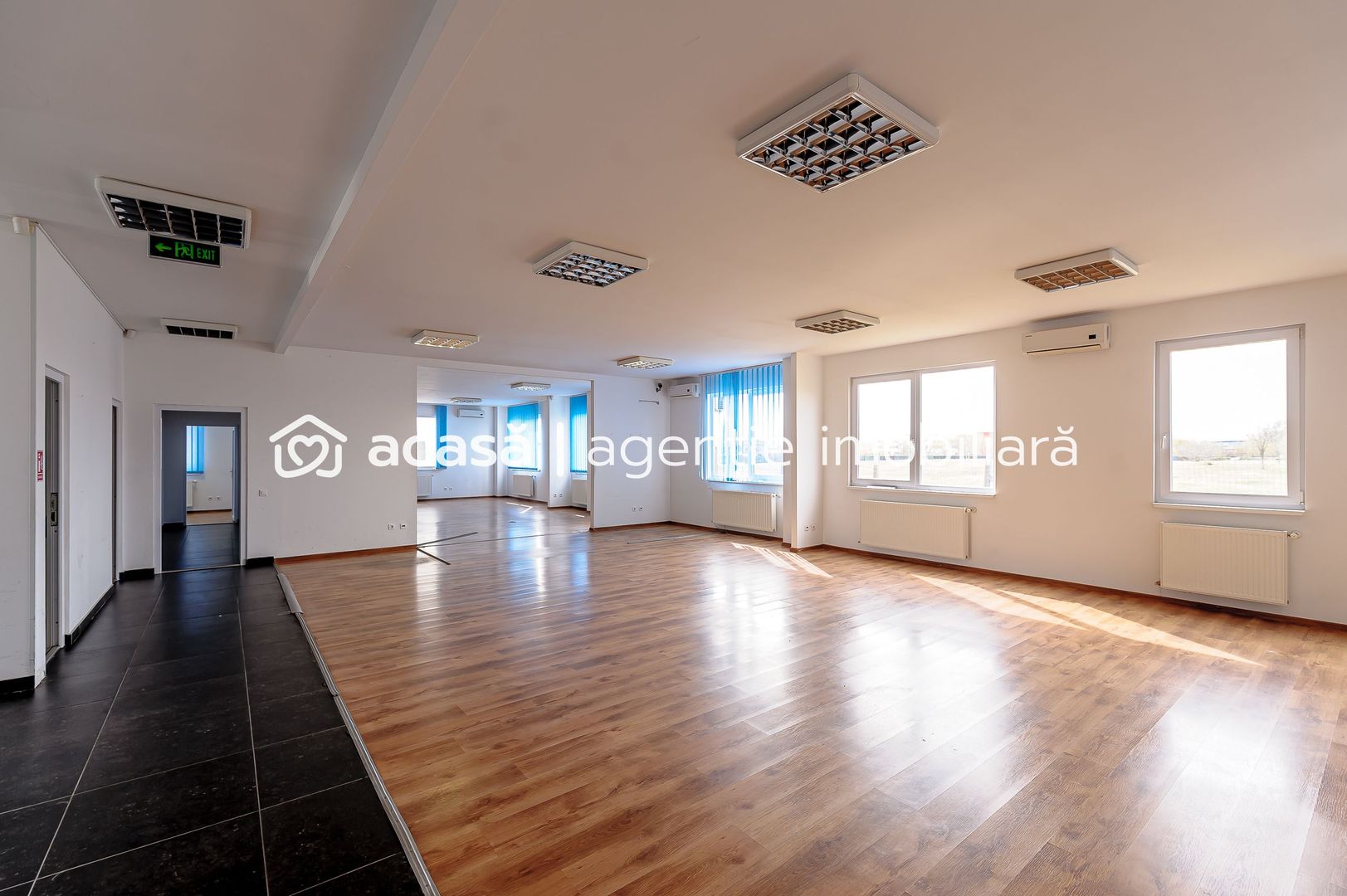 Clădire de birouri cu 12 parcări în incintă privată, UTA2, Arad - Poză 2