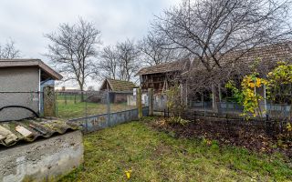 O gospodărie rurală definită prin teren și libertatea spațiului - Poză 9