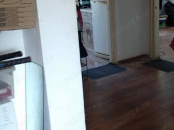 BRASADAS vinde ap 4 cam în Micro 16 la etajul 10/10. - Poză 3