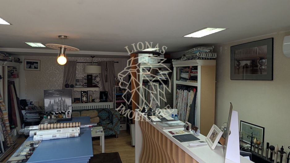 Spatiu comercial+Garsoniera 55,5 mp-parter-Zona Centrala - Poză 1