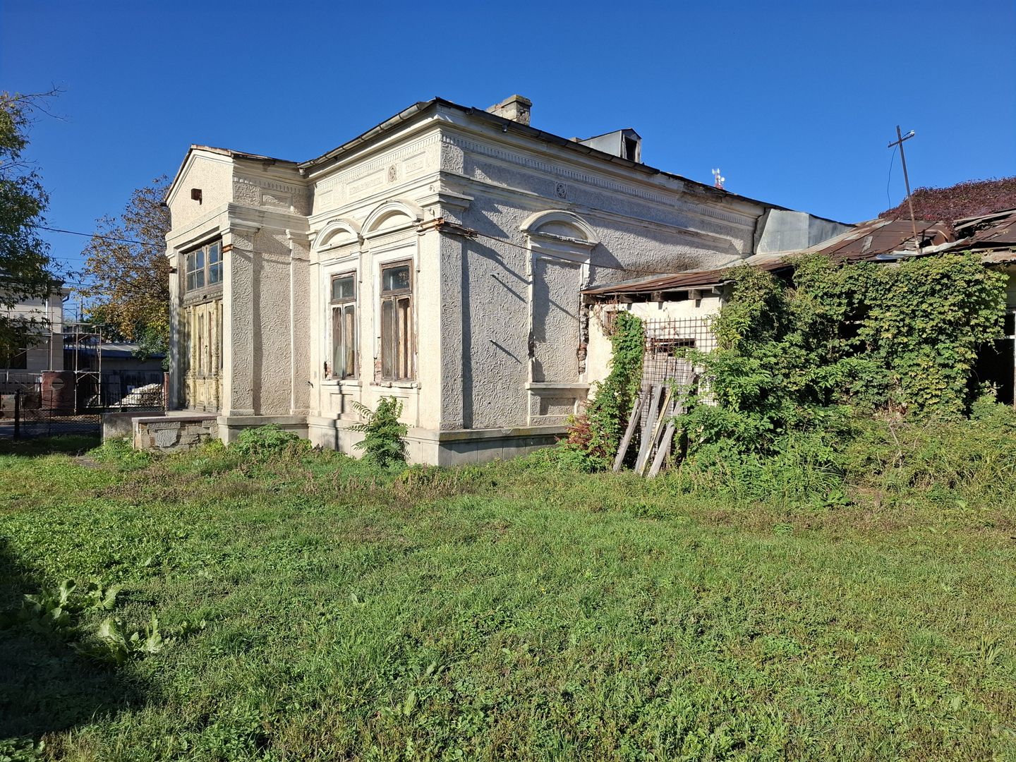 Proprietate istorică în centrul Focșaniului - Poză 9