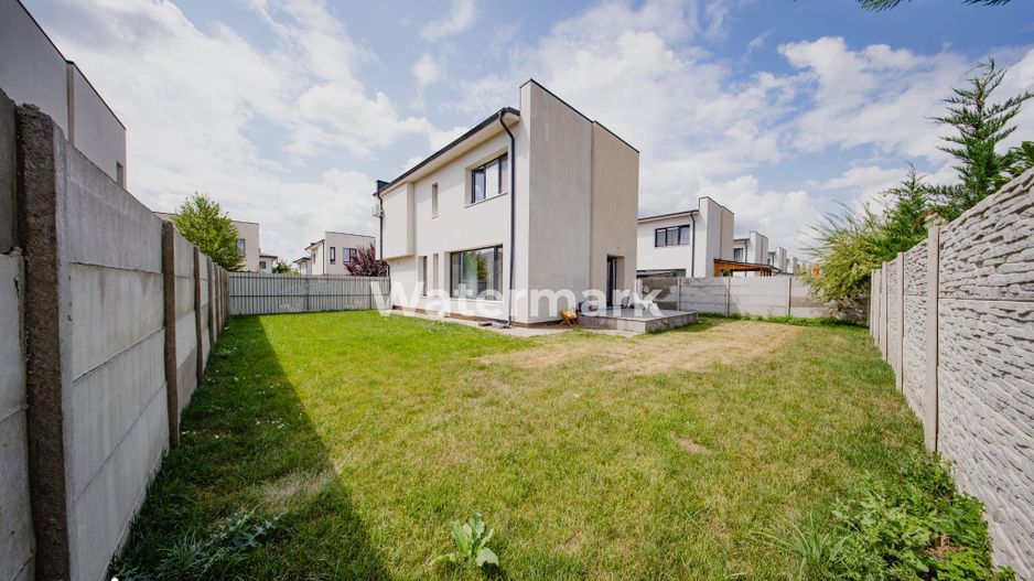 Casă cu 4 camere de închiriat, grădină 200 mp - Poză 21
