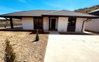 Casă la parter, Hlincea, Iași – 90 mp utili, 3 dormitoare, 2 băi, 178.000 € - Poză 1
