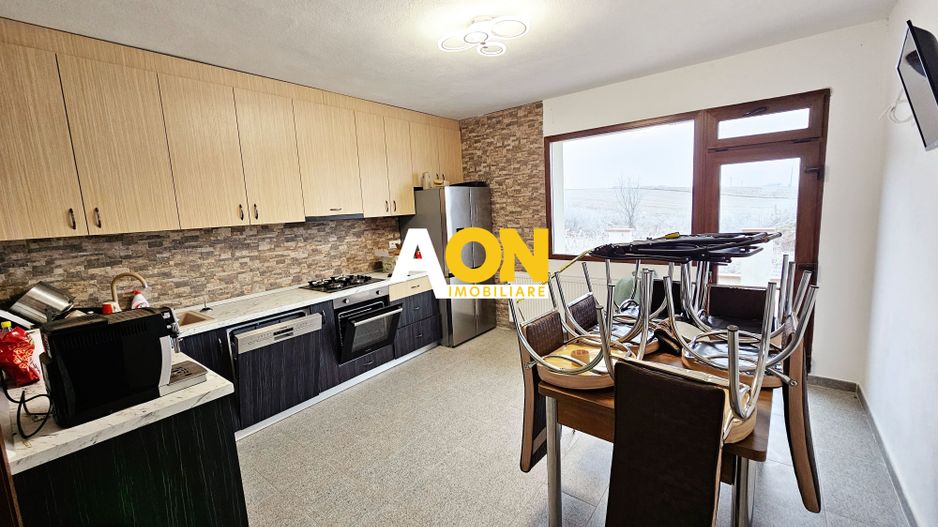 Casa individuala, mobilata utilata, zona Orizont - Poză 6