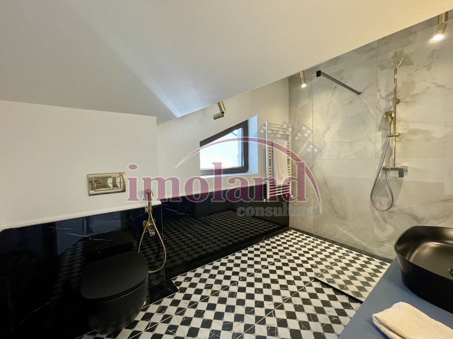 Inchiriere VILA premium 180 mp, 4 camere - Aviației - Poză 22