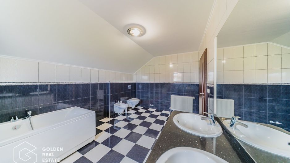 Vila in Poltura, P+E, comision 0% - Poză 9