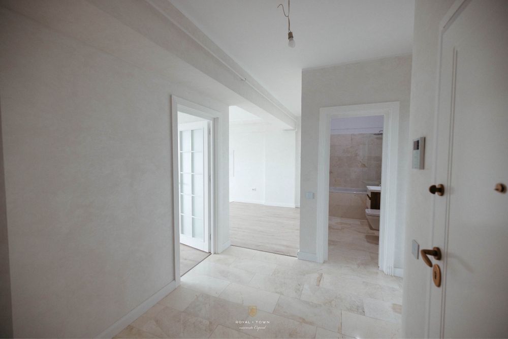 Apartament exceptional 2 camere etaj 7/8 Royal Town 131.200euro - Poză 1