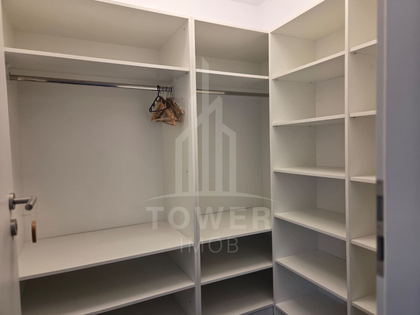 Penthouse 116 mp, terasă generoasă- vedere panoramică, compartimentare excelenta - Poză 5