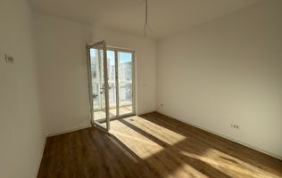 Etaj intermediar. Bloc nou finalizat. Loc de parcare inclus