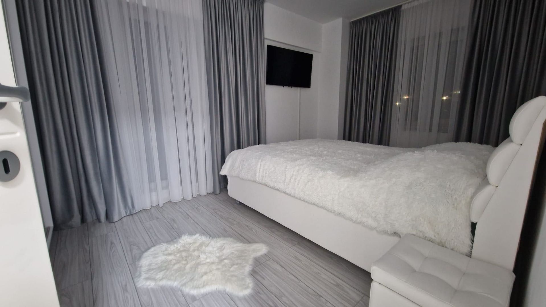 Apartament 2 camere -Decomandat-et.1-Himson-450euro - Poză 2