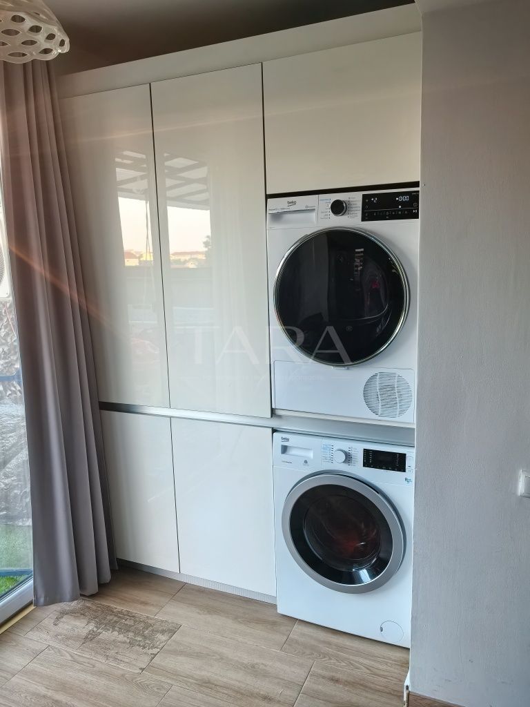 Apartament cu 3 camere, terasă de 30mp cu piscină, 2 parcări subterane - Poză 4