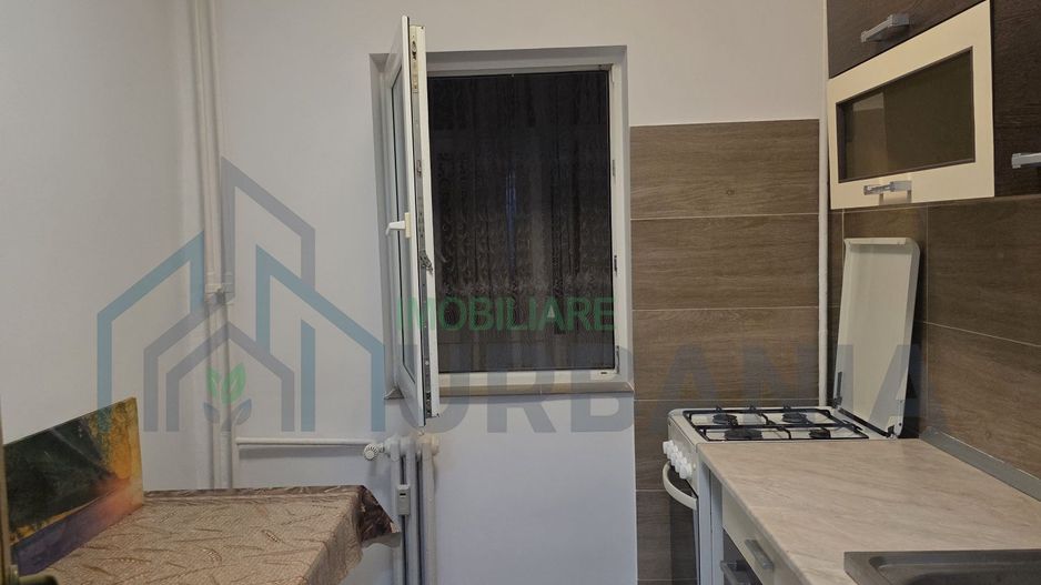 Inchiriez apartament 2 cam D Nicolina - Poză 4