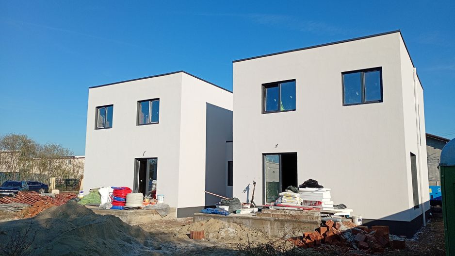 Sanandrei Duplex cu Perete Dublu, Proiect Modern - Poză 4