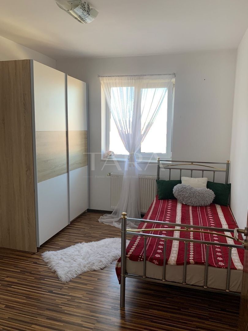 Apartament cu 3 Camere, Mobilat și Utilat, în Floresti. - Poză 4