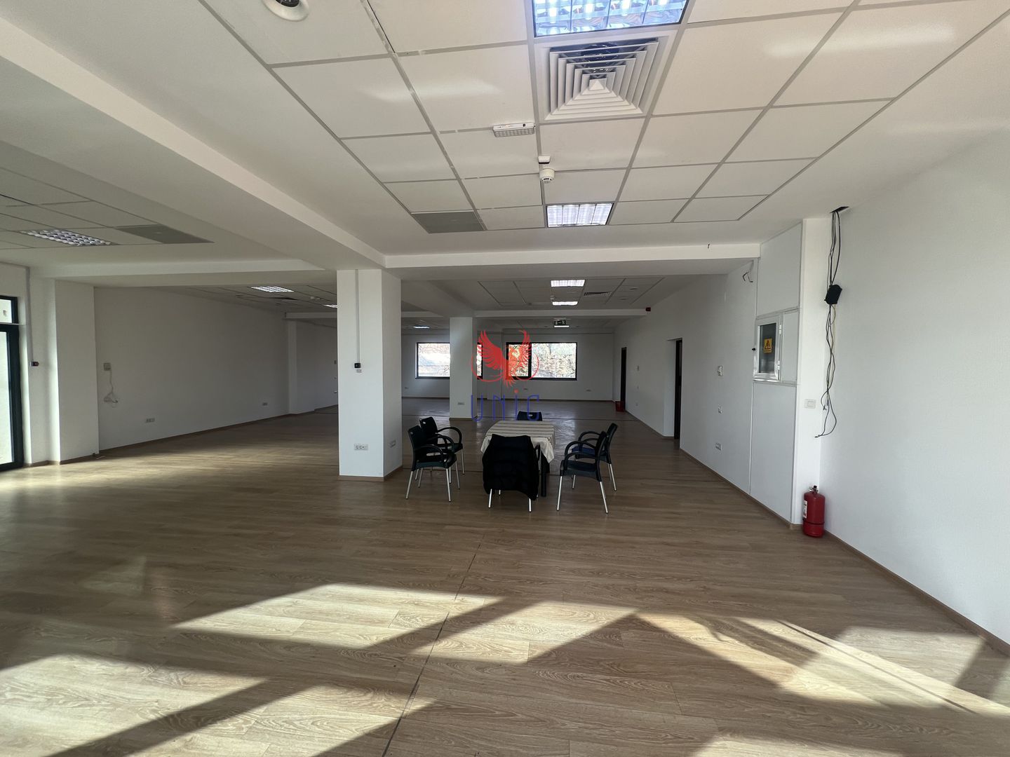 Spatiu Comercial / Birouri Central - Poză 8