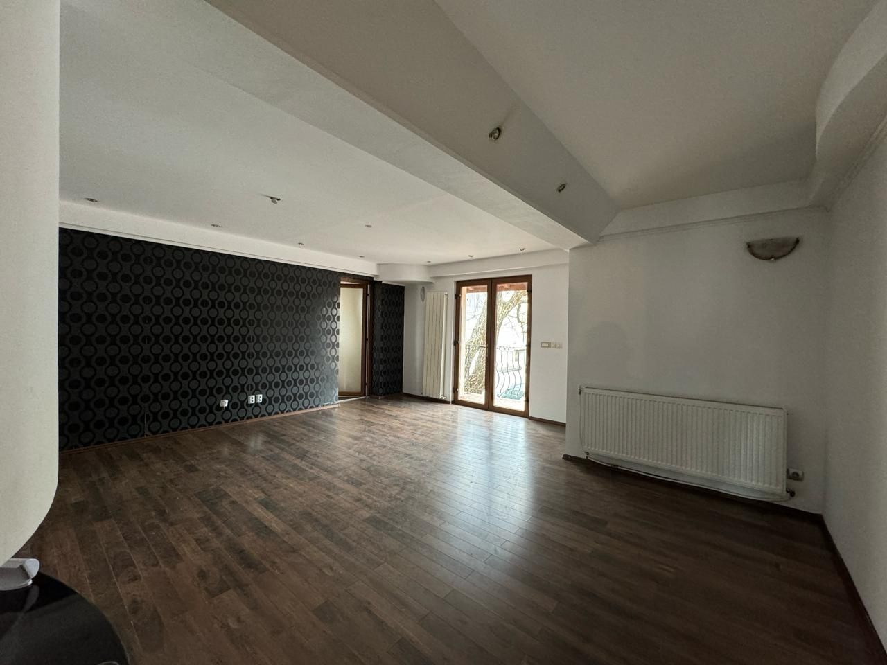 REȘEDINȚĂ EXCLUSIVISTĂ | 8 CAMERE | 4 BĂI | 2 LIVINGURI | TEREN 679 MP - Poză 5