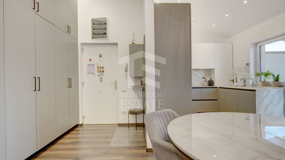 3 Camere  Mobilat Utilat Complet  Parcare  Boxa Terasa superba - Poză 8