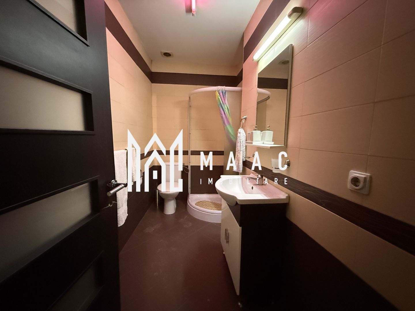 Casa individuala | 7 Camere cu baie proprie | Promenada - Poză 7