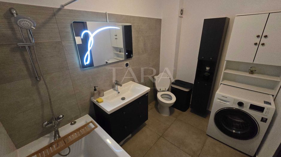 Apartament cu 3 camere si gradina, zona centrala a localitatii - Poză 6