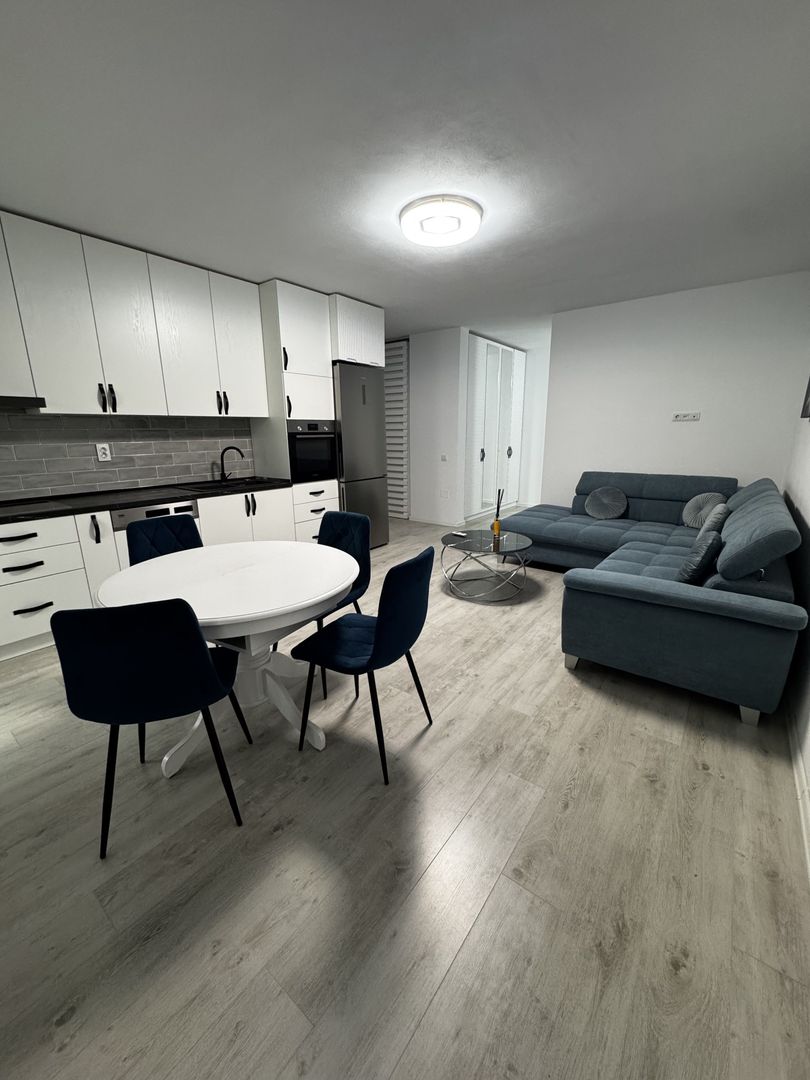 Apartament 2 Camere 52 m2 +2 Balcoane de 20 m2 - Poză 2