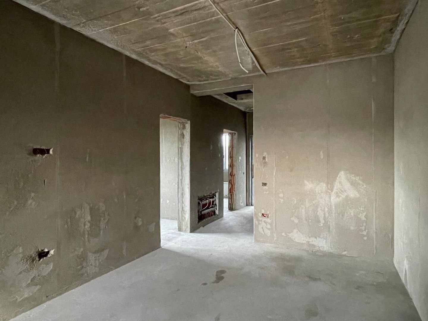 Duplex - 3 camere - 126.000€ - pozitie excelenta - Mosnita Veche - Poză 3