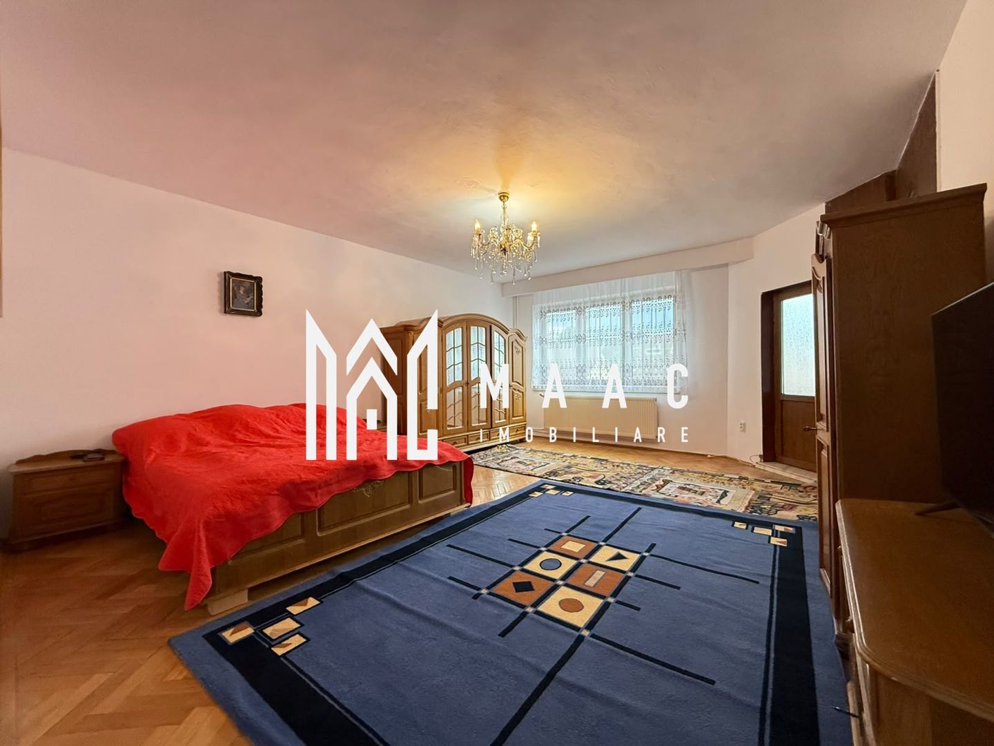 Apartament 4 camere | Curte | 3 bai | 4 balcoane | Strand - Poză 3