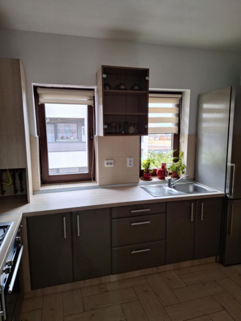 Apartament 3 Camere, 65 MP, Floresti, zona Poligonului - Poză 12