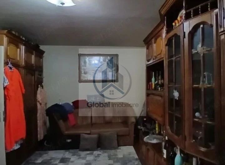 apartament 3 camere zona militari - Poză 1