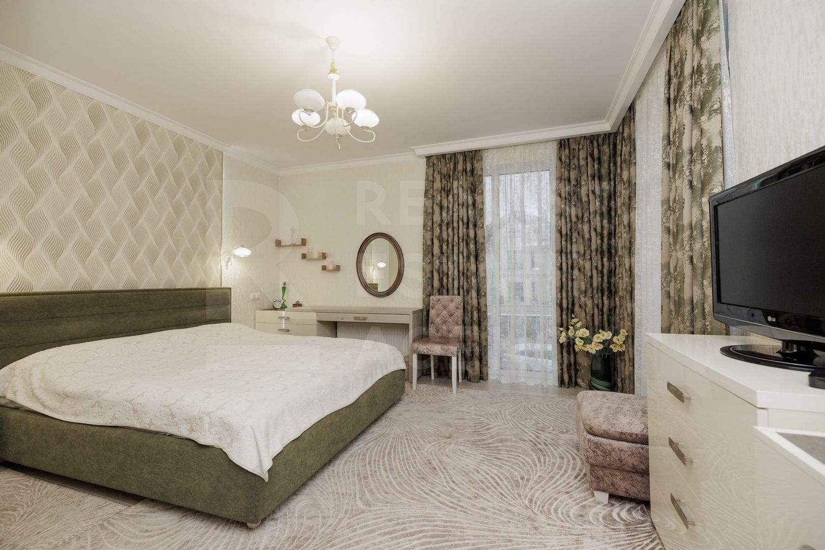 Vânzare,casă, 3 nivele, str. Nicolae Sulac , Codru - Poză 8