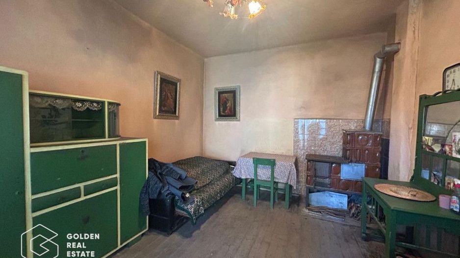 Casa traditionala cu teren generos in Odvos, județul Arad - Poză 9