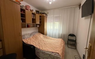 Vânzare garsonieră compartimentată în două camere - Poză 2