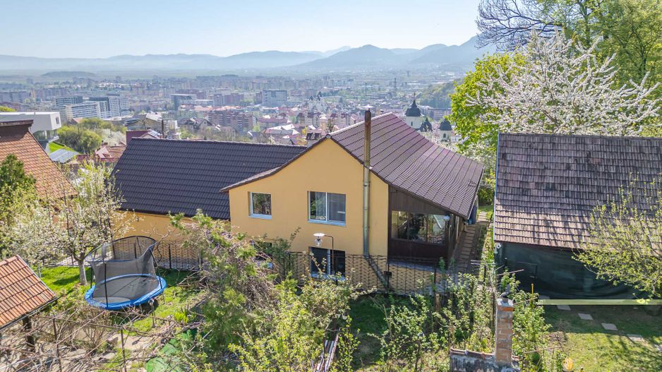 Casă cu panoramă si la doar câțiva pași de Centrul Istoric - Poză 6