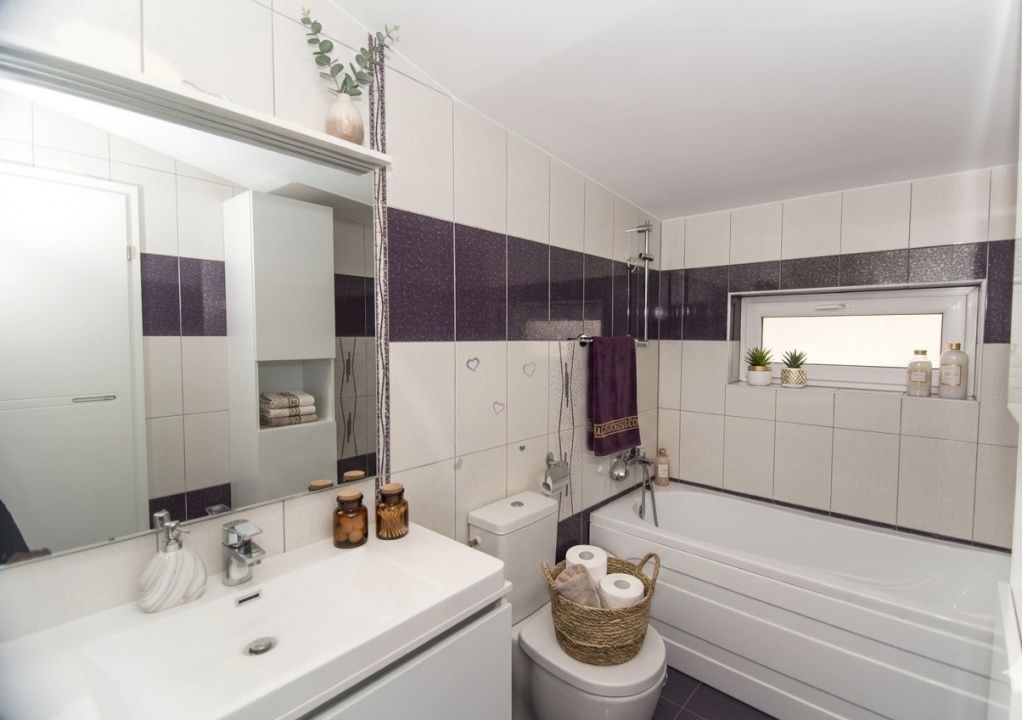 Casa cu 4 camere pe strada Campului, Pitesti - Poză 18
