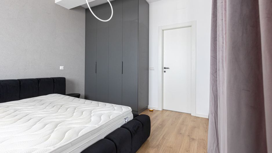 De Inchiriat Apartament 3 Camere de Lux, pe 2 Nivele, Sebastian sect.5 - Poză 25