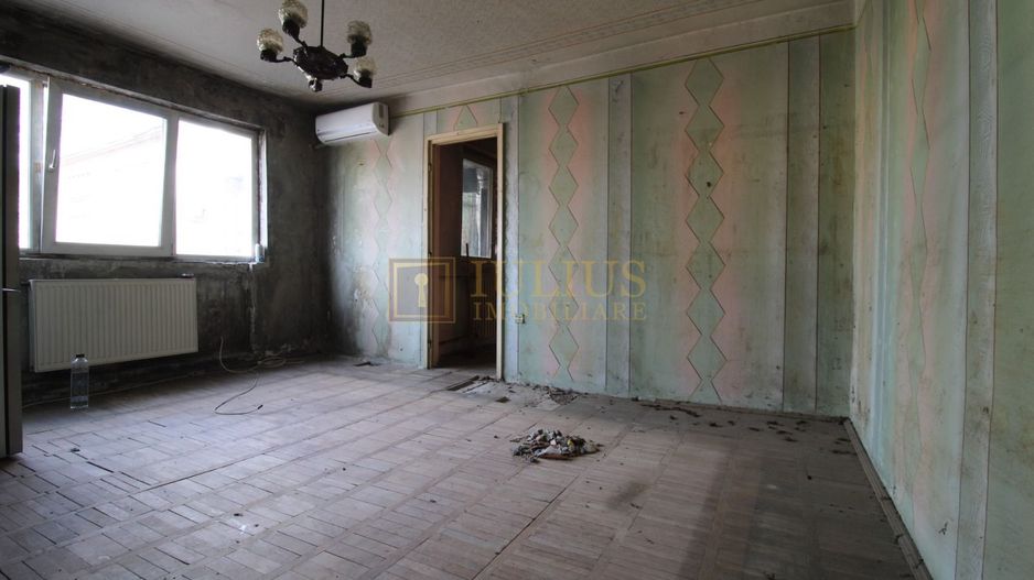 Complex Studentesc str.Daliei, et 3, bloc anvelopat; necesita renovare completa. - Poză 9