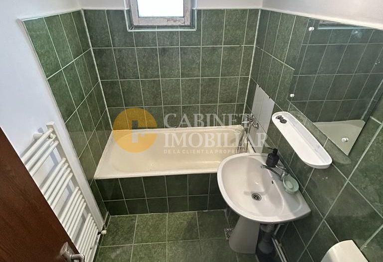 Piata Voievozilor 2 camere decomandat 54mp - Poză 5