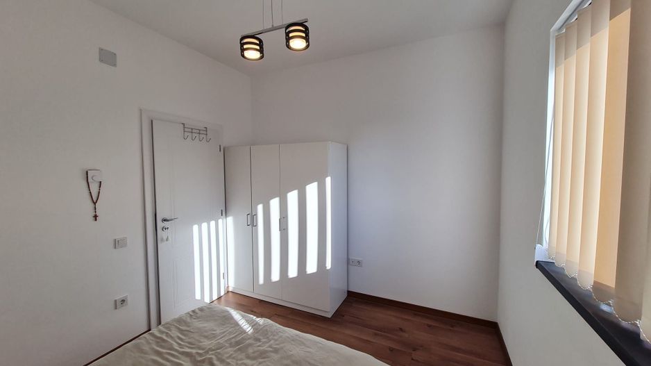 Minimalist la prima închiriere în Dumbravita - Poză 16