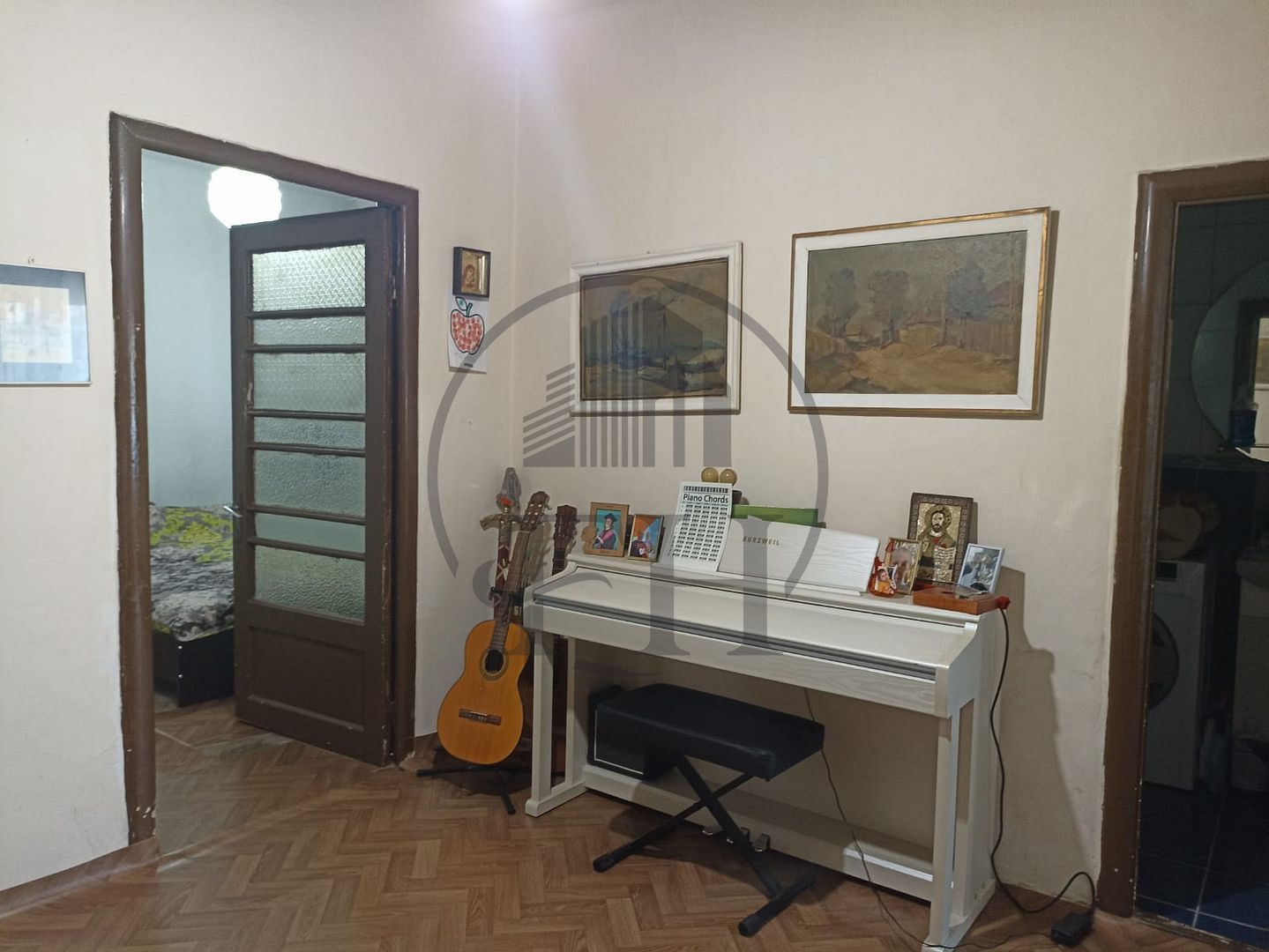 SOLD / VANDUT Casă / Vilă cu 4 camere de vânzare în zona Ultracentral - Poză 2