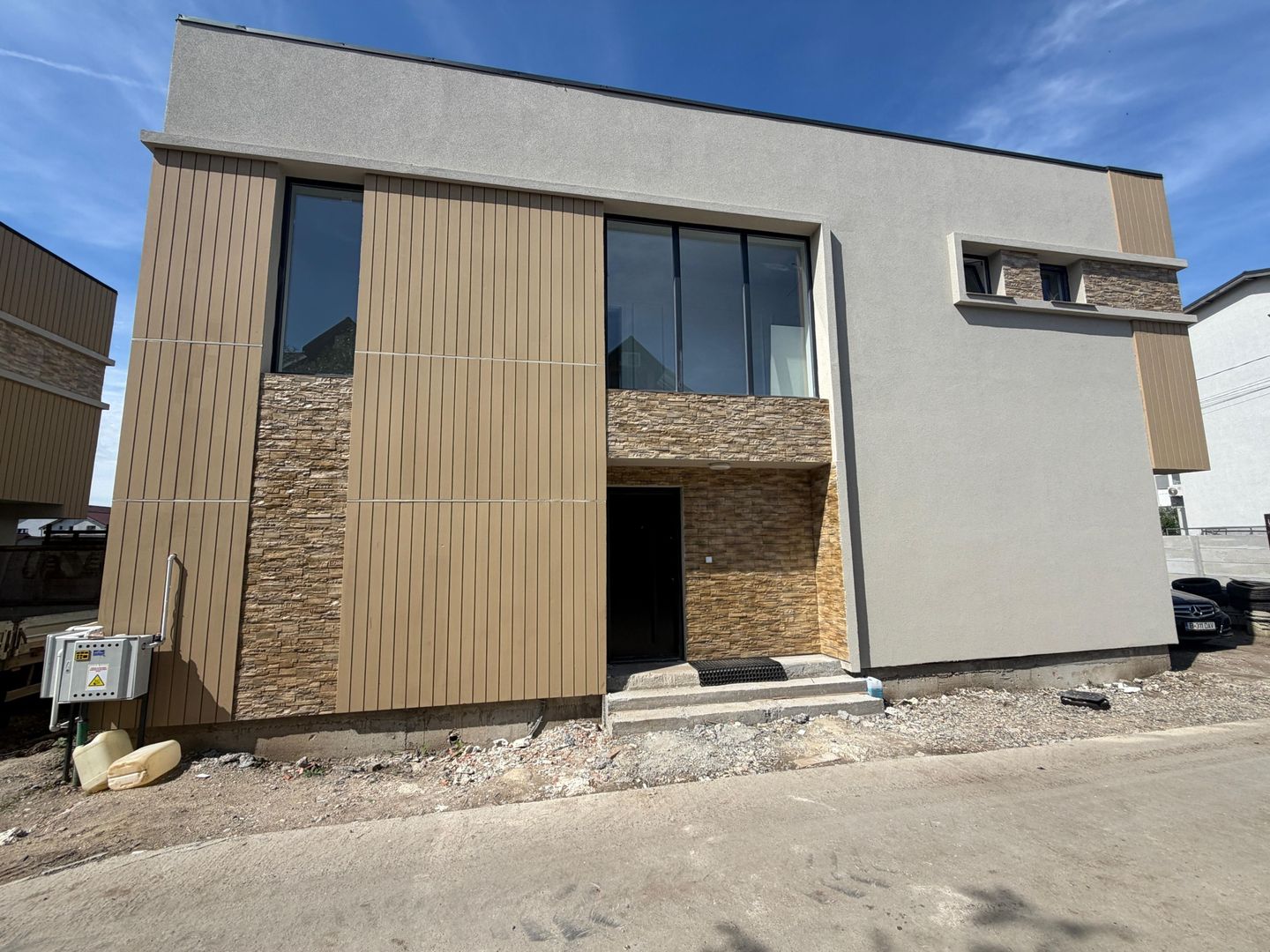 CASA INDIVIDUALA - TOATE UTILITATILE, PRET PROMOTIONAL, COMIS 0% - Poză 1