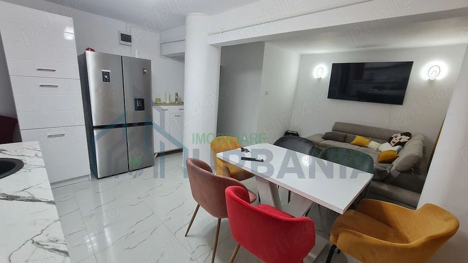 Apartament 3 camere de vânzare, Filiasi, mobilat și utilat, etaj 3 - Poză 3