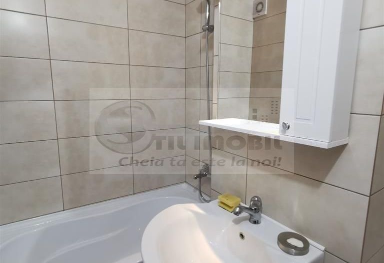 Apartament 2 camere recent renovat  Alexandru cel Bun 399 euro - Poză 20