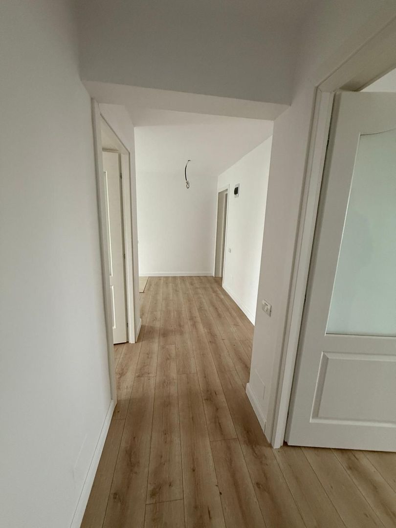 Mutare imediată! Vilă duplex 4 camere cu curte proprie - Poză 13