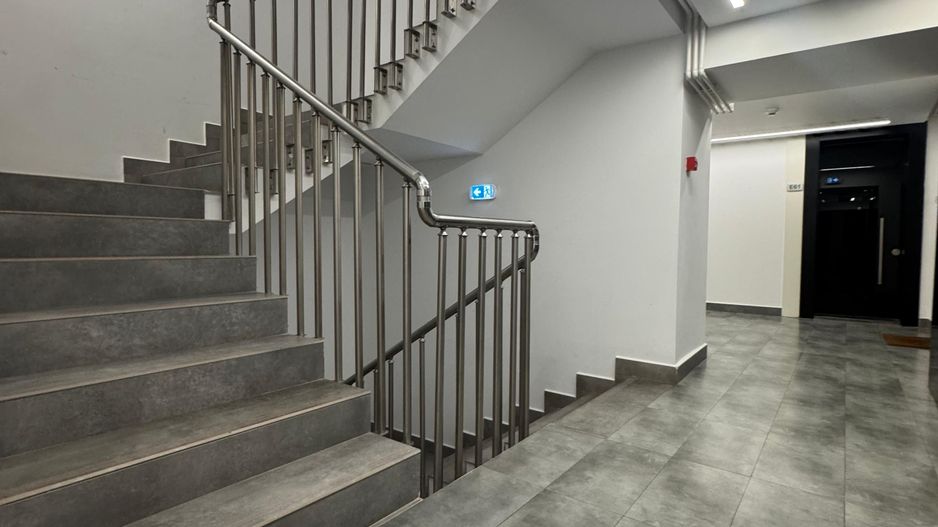 2 CAMERE | THE ADDRESS 102 || BARBU VACARESCU - Poză 14