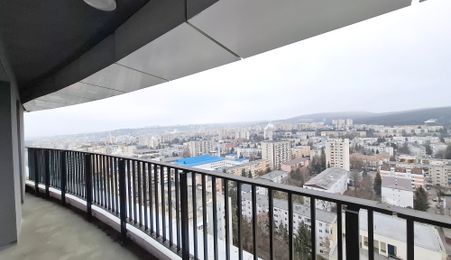 Comision 0. Apartament 2 camere + balcon 7 mp bloc nou cu CF!