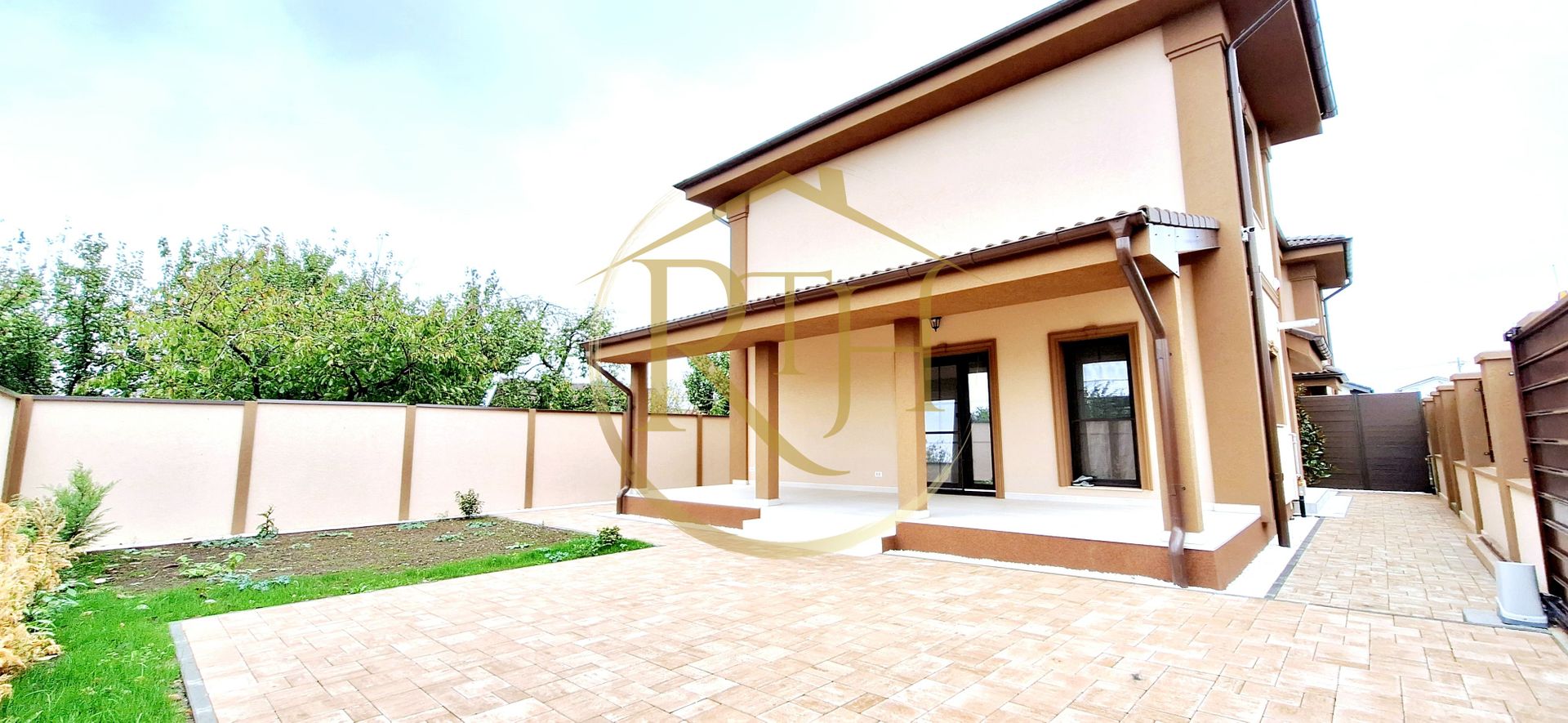 Oferim spre vanzare casa deosebita, cu 5 camere, Giroc, zona Centrala. - Poză 8