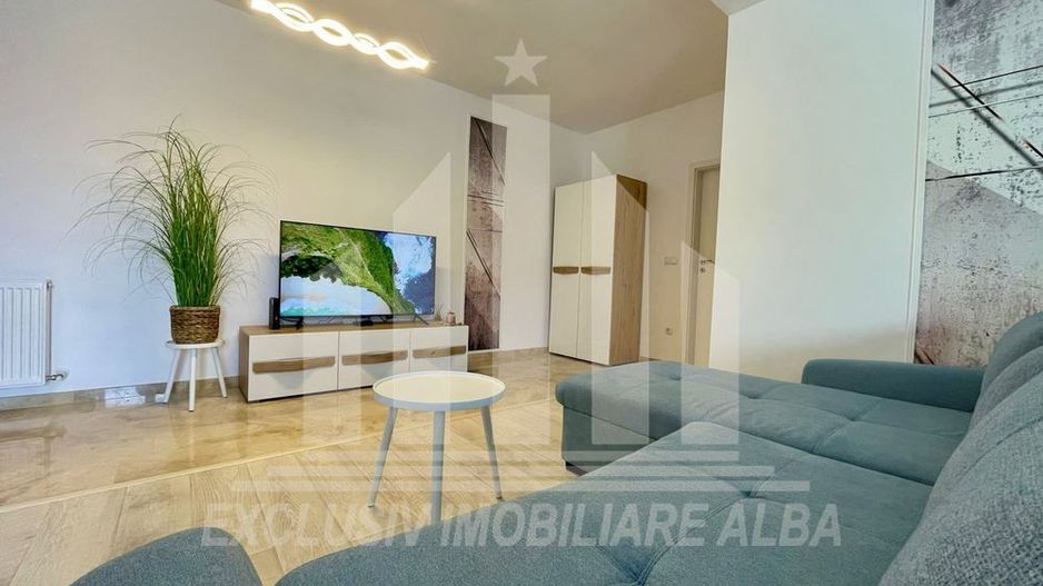 Apartament cu 2 camere de vanzare, Lipoveni - Poză 1