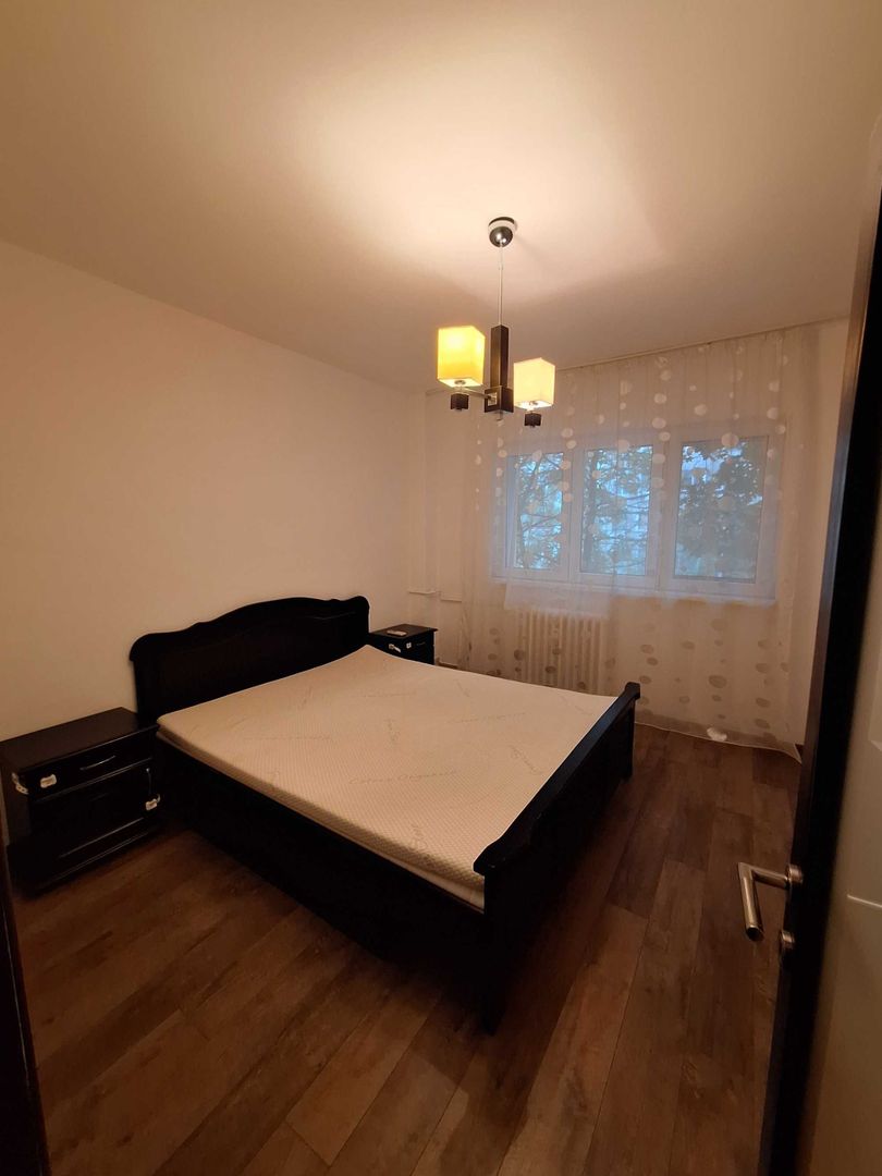 APARTAMENT BANU MANTA | PARCARE - Poză 1