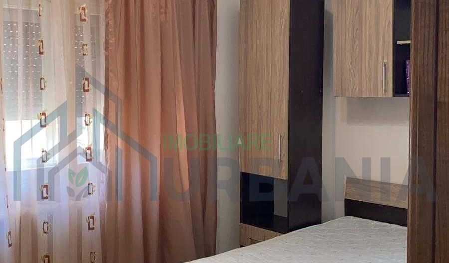 Apartament 4 camere de închiriat în Iași, 90 mp, etaj 2, decomandat - Poză 2
