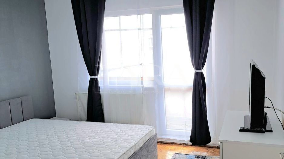 Apartament 3 camere în Între Lacuri – 2 băi, 2 balcoane, mobilat. - Poză 5